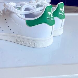 Adidas Stan Smith Tennis Shoe